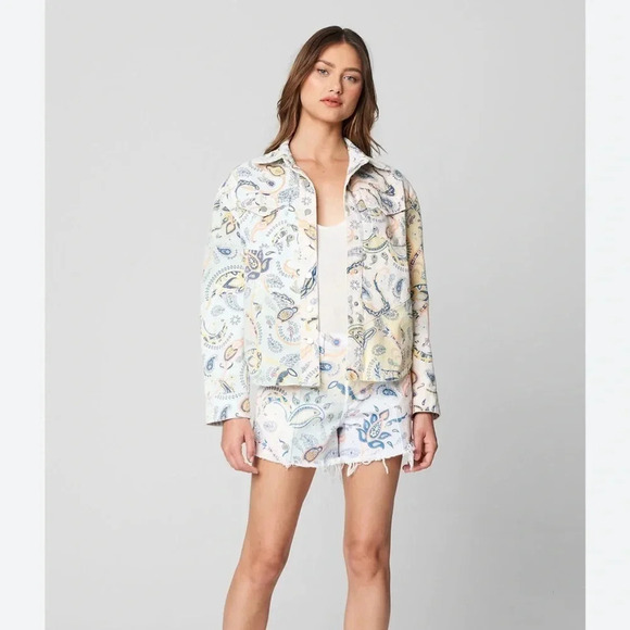 BlankNYC Coming Through Women’s Paisley Print Button Up Denim Jacket Size M NWT - Picture 1 of 11